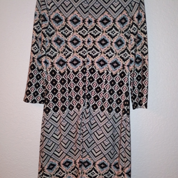 Geometric Patterned Multiple Colored Dress - Picture 3 of 5